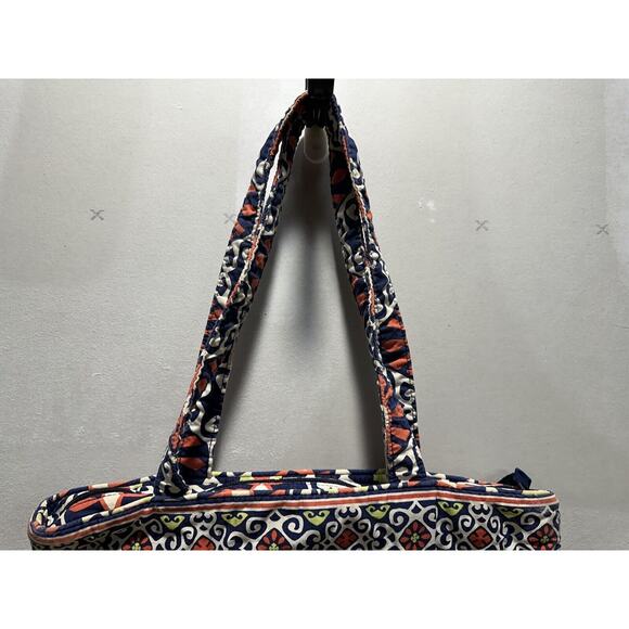 Vera Bradley Double Handle Sun Valley Tote/ Bag/ Purse W/Zip Closure & Pockets - Picture 3 of 9